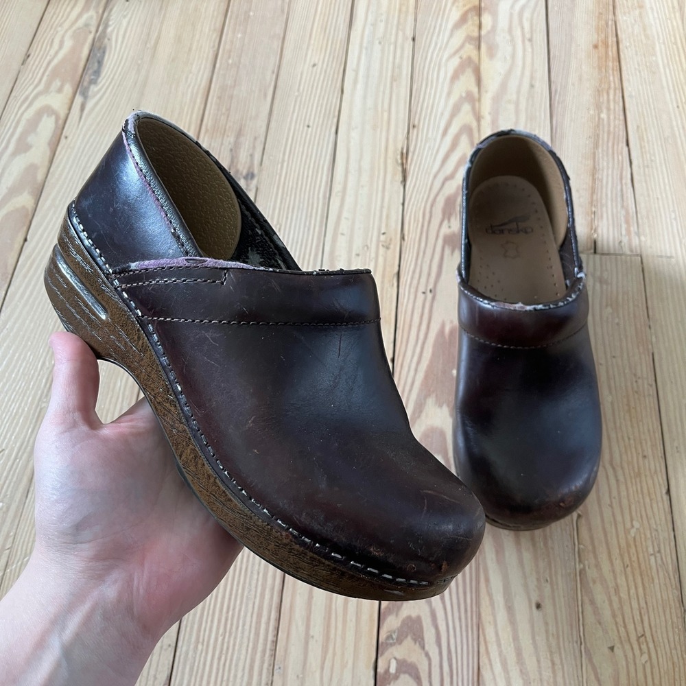 Dansko Professional Clogs Womens 39 Brown Leather Platform Slip On Work Shoes